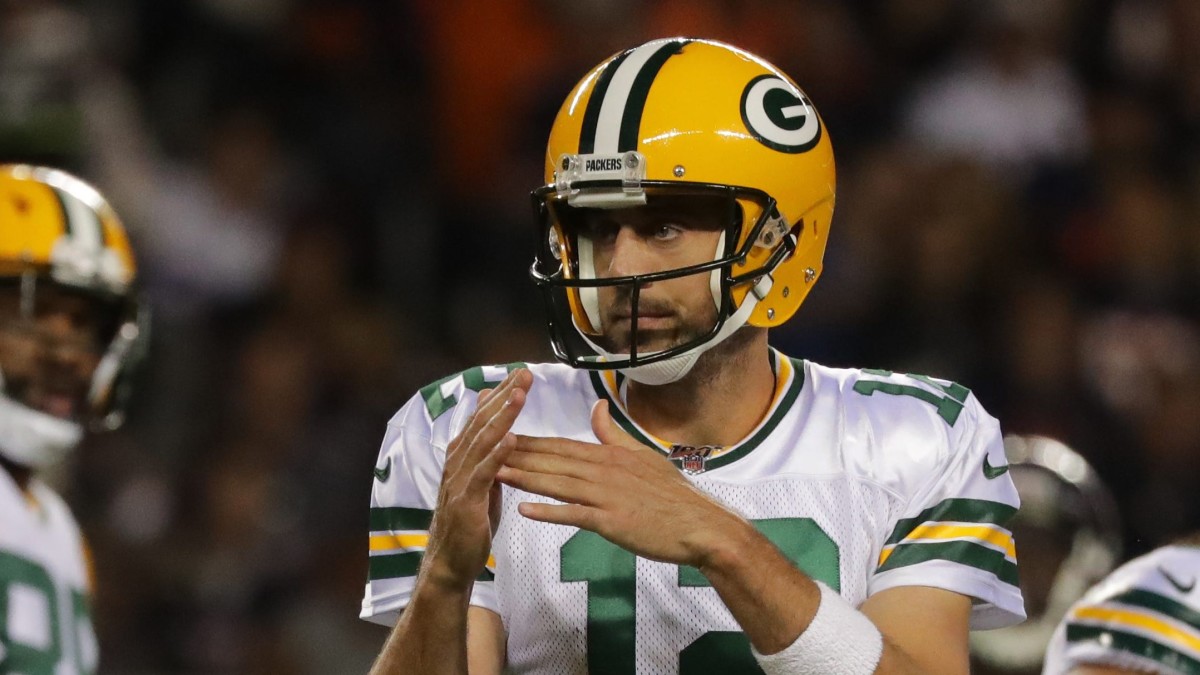Aaron Rodgers calls timeout in the 2019 game at Chicago. (Photo by Mark Hoffman/USA Today Sports)